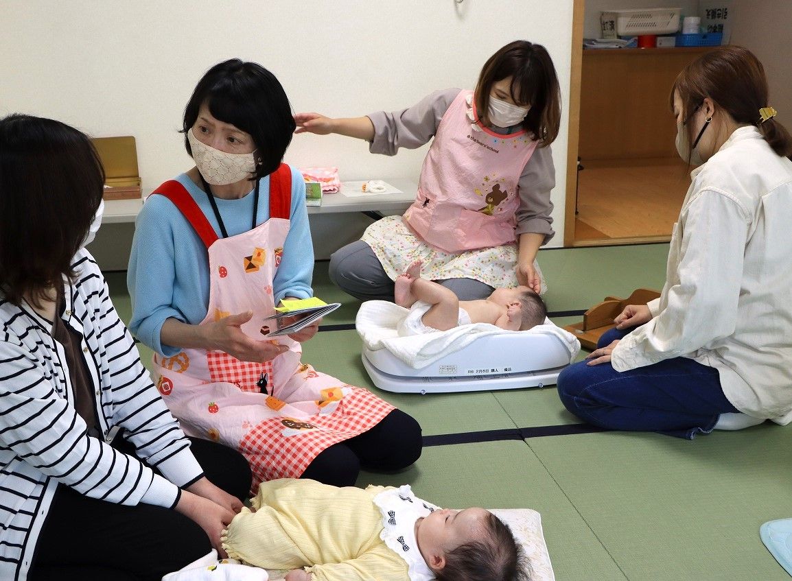 赤ちゃん教室の様子